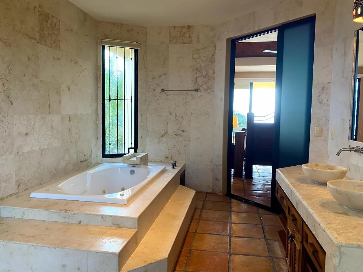 Casa Kukulcan - Seafront Villa, Punta Sur, Akumal, Maya Riveria Mexico
